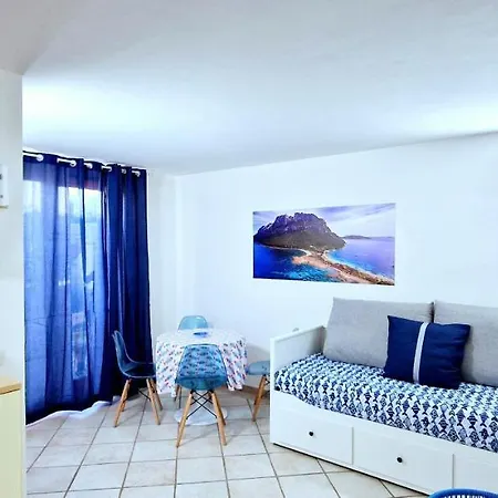 別荘 La Casa Al Mare, Pittulongu *