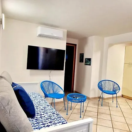 別荘 La Casa Al Mare, Pittulongu *